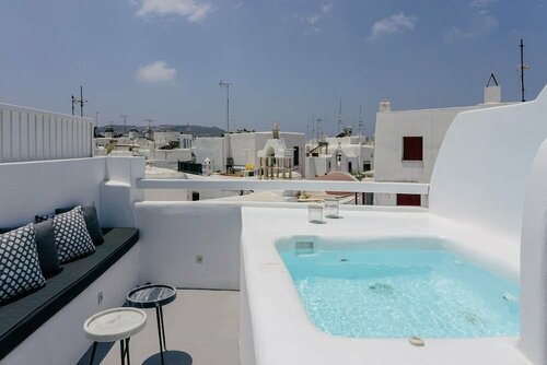 Гостиница Roofs of Chora, Townhouse with Rooftop Pool - Adults Only в Миконосе