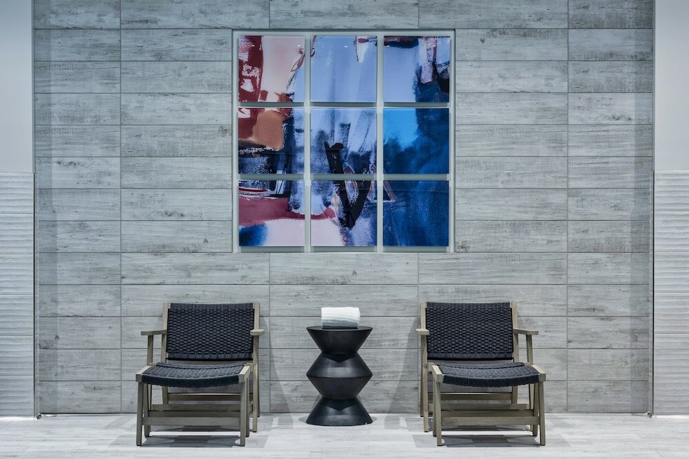 Фото Holiday Inn Express Boston Logan Airport - Revere, an Ihg Hotel