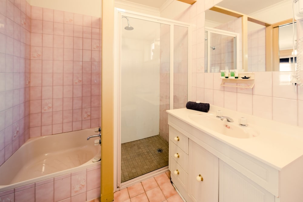 Фото Castlemaine Colonial Motel