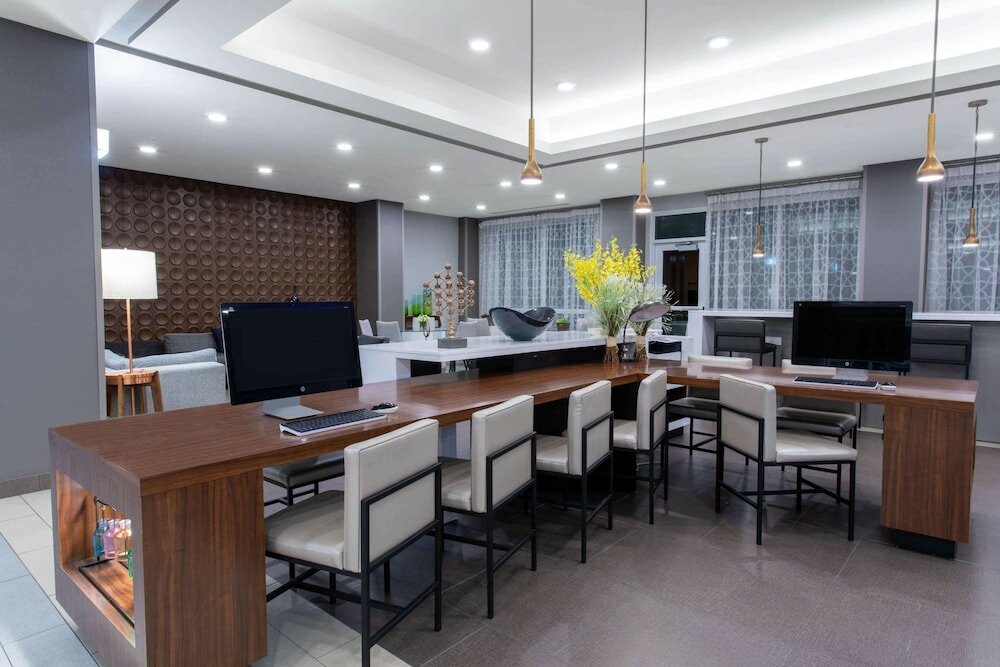 Фото Hawthorn Suites by Wyndham Loveland