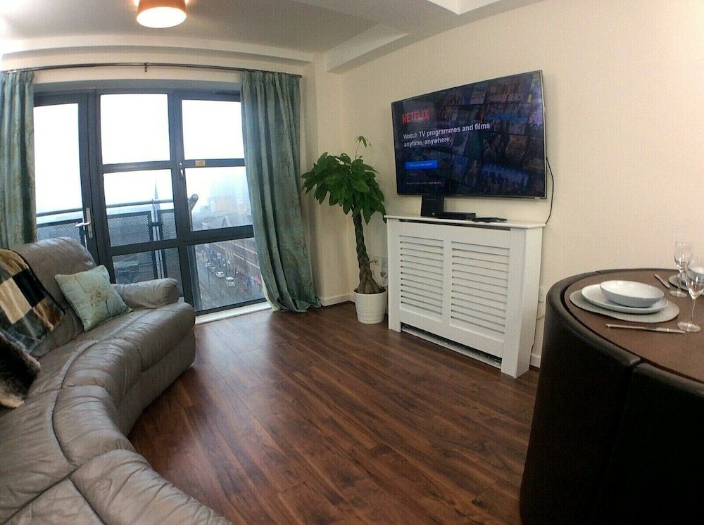 Фото Igloo ViewPoint City Centre Retreat