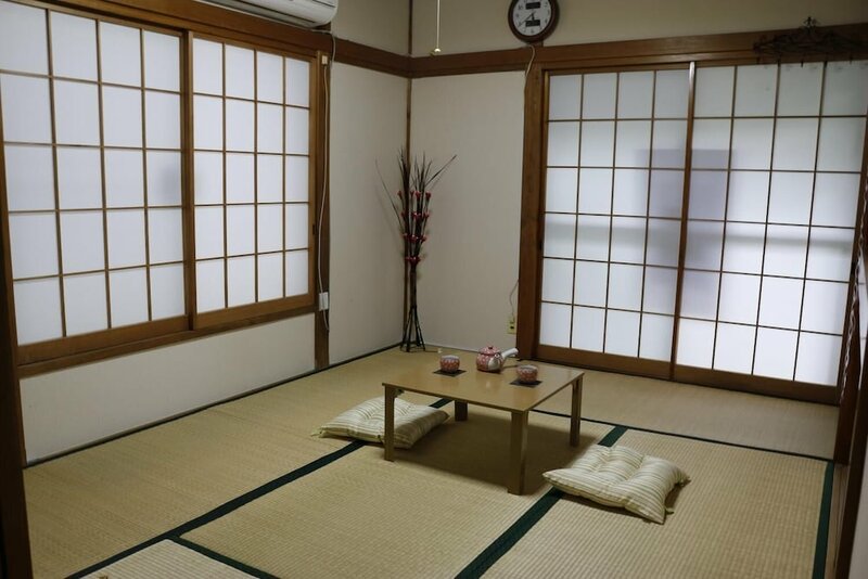 Гостиница Tokyo Kamakura House в Токио