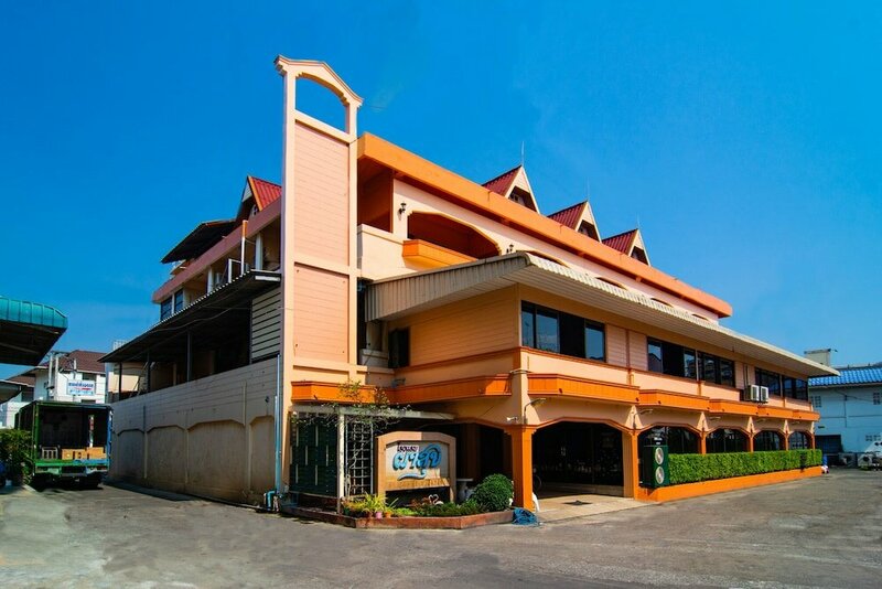 Гостиница Oyo 534 Phasuk Hotel
