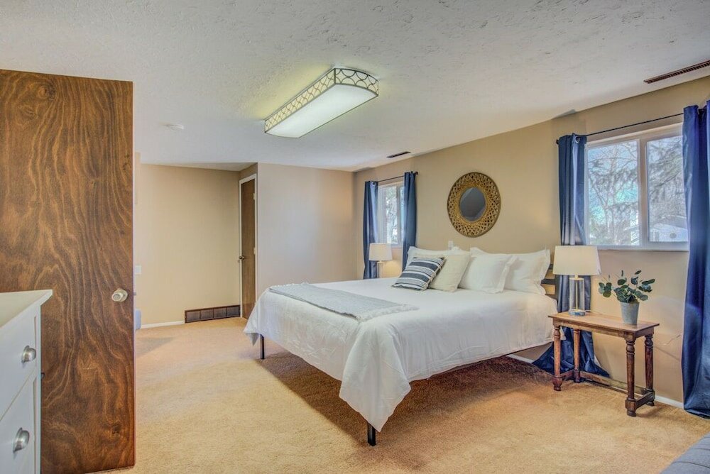 Фото Dog-friendly by the Garden & Occ Shops & Dining