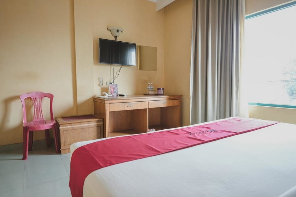 Фото RedDoorz Plus near Tugu Tari TheHok Jambi