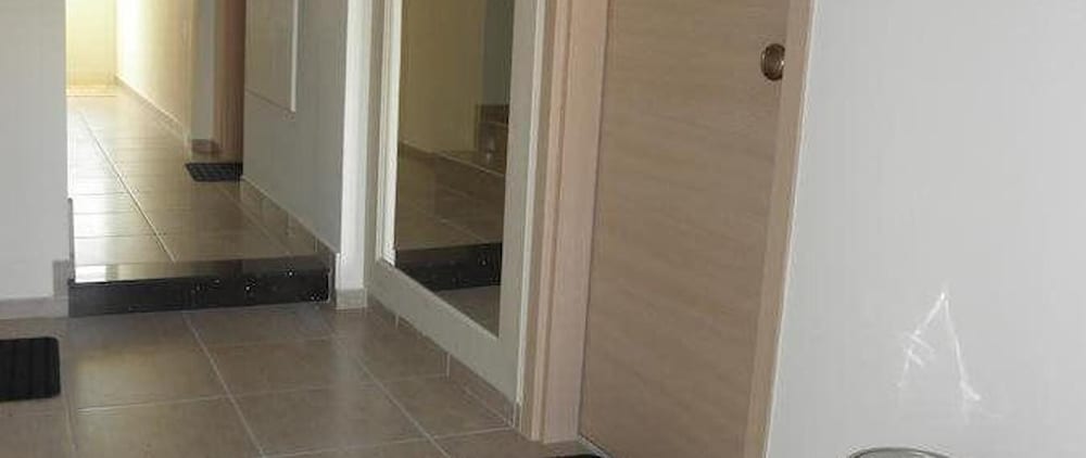 Фото St Lazaros House