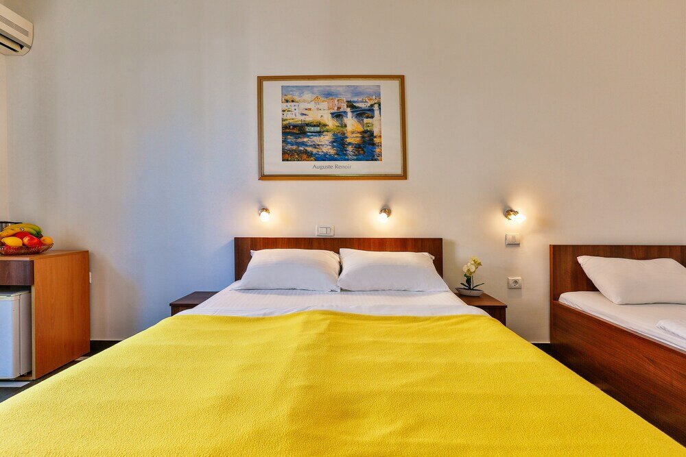 Фото Apartmani Luka - Vila Brzulović