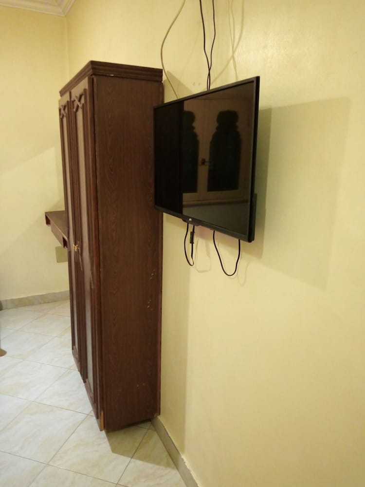 Фото Sydna All Hussain Hotel