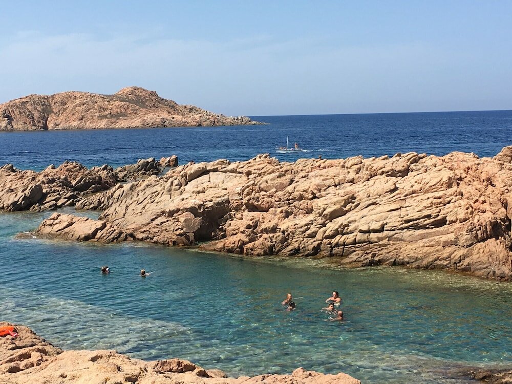 Фото Affittimoderni Isola Rossa Élite - Pati15