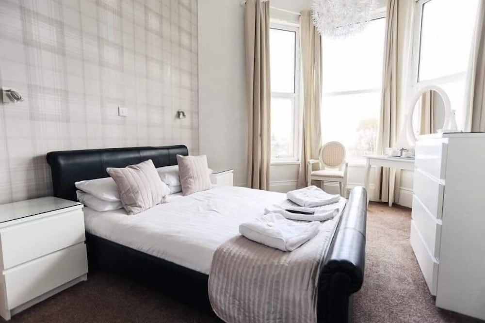 Фото Nethway Hotel