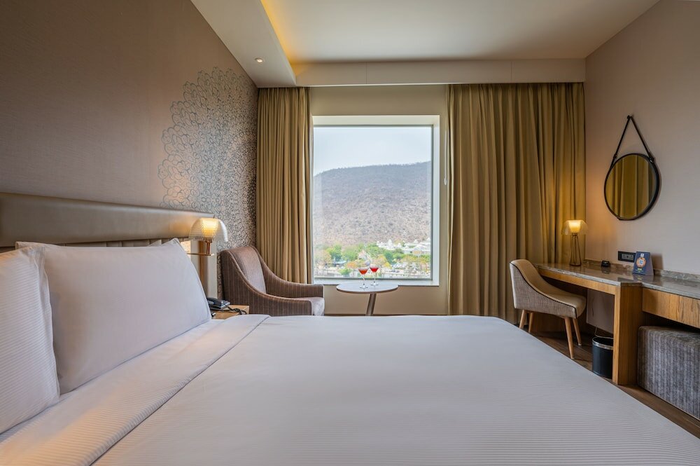 Фото DoubleTree by Hilton Jaipur Amer