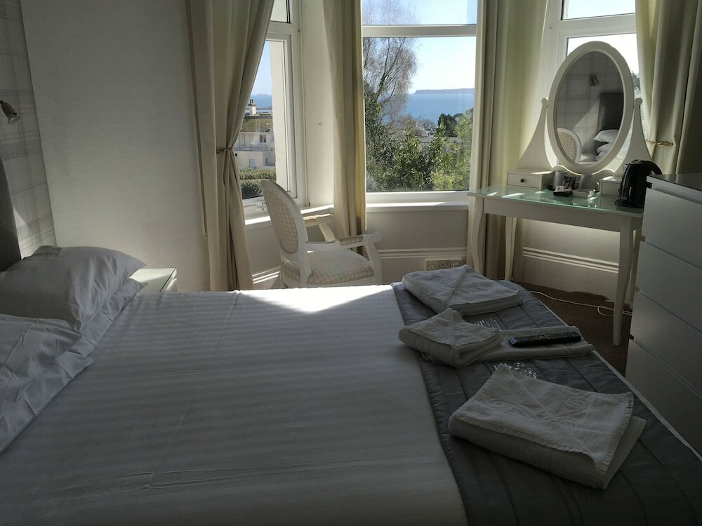 Фото Nethway Hotel