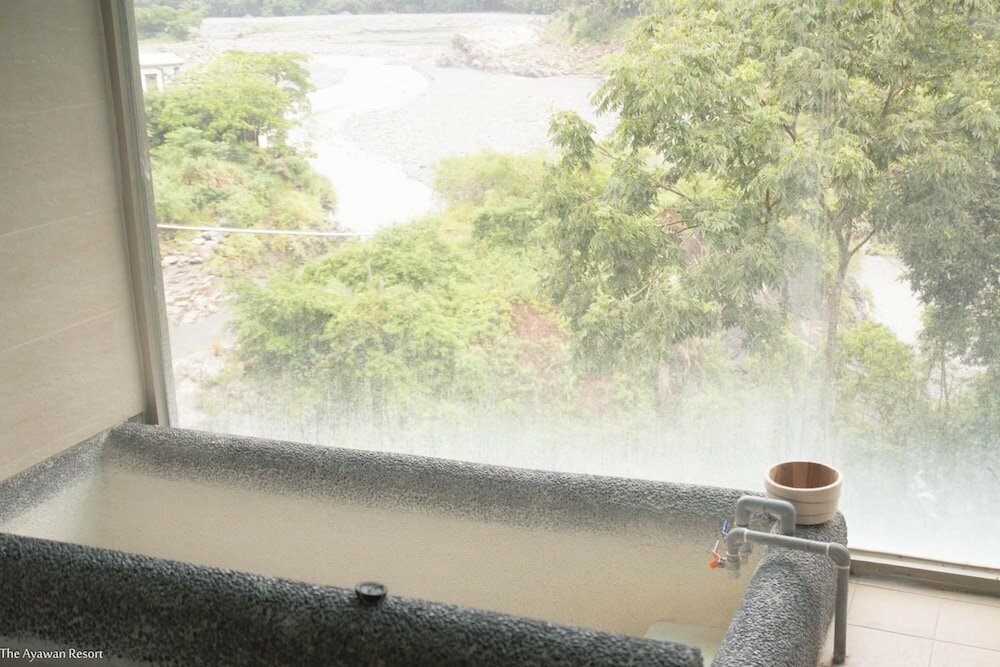 Фото Ayawan Hot Spring Resort