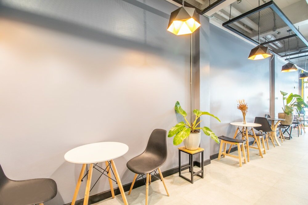 Фото Oyo 726 Sookjai Cafe And Hostel