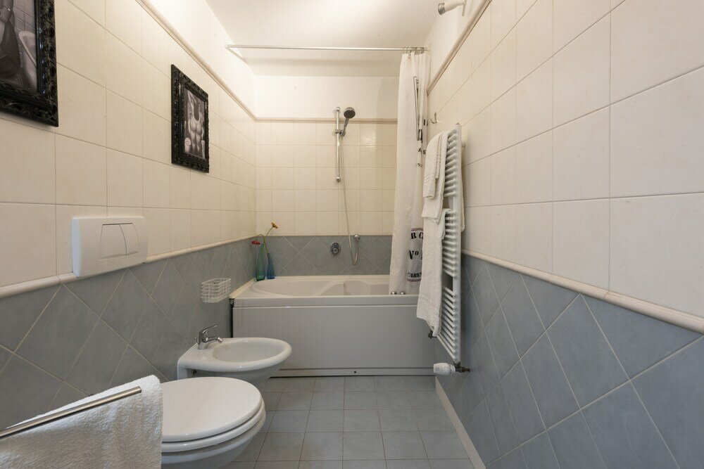 Фото Luxury Large Loft by Dante House, Top Location