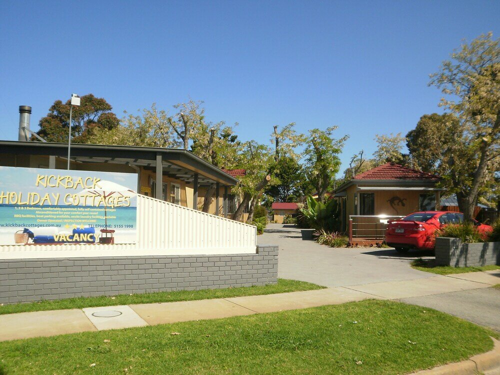 Фото Kickback Cottages