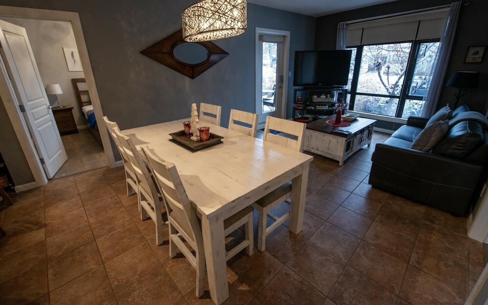 Фото Stylish Ground Level Suite at Playa № 145