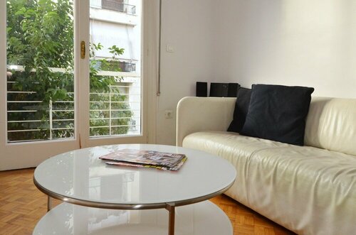 Thiseio a vintage apartment