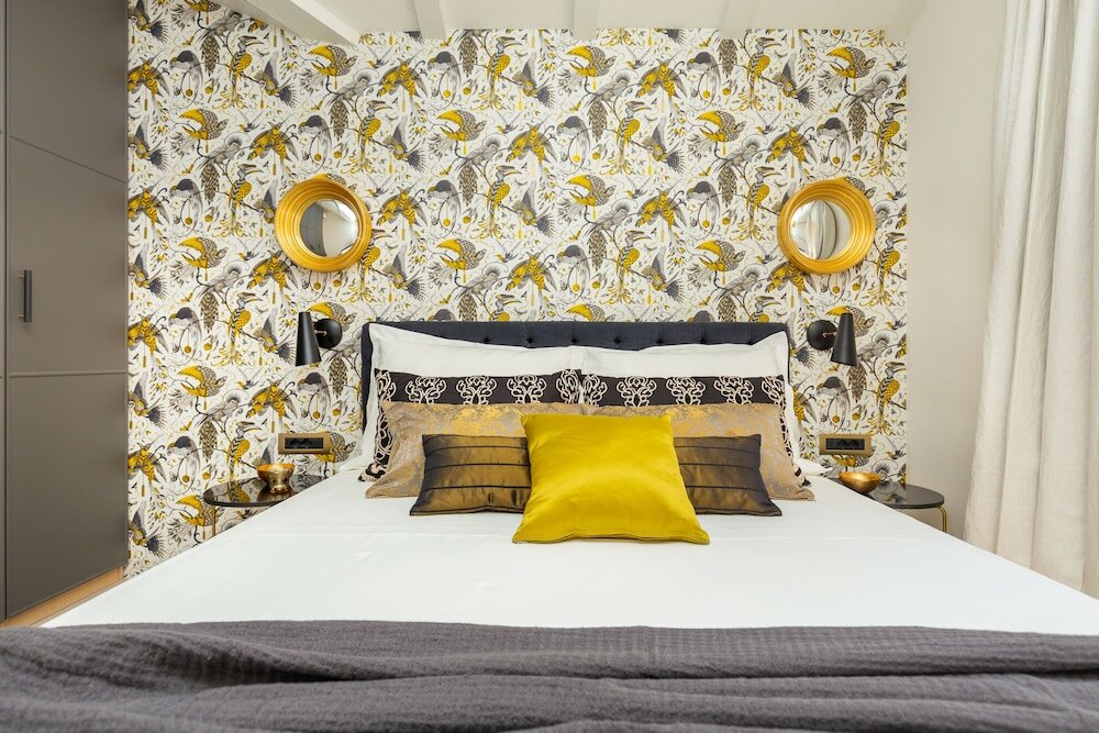 Фото Old Town House With Lush Private Garden