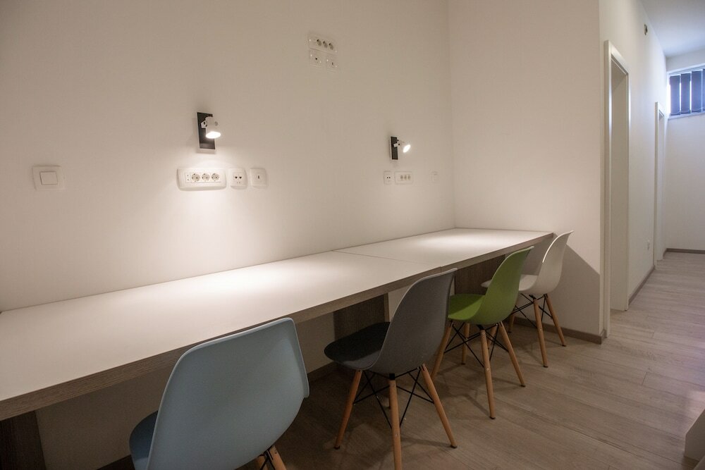 Фото Dandelion boutique hostel