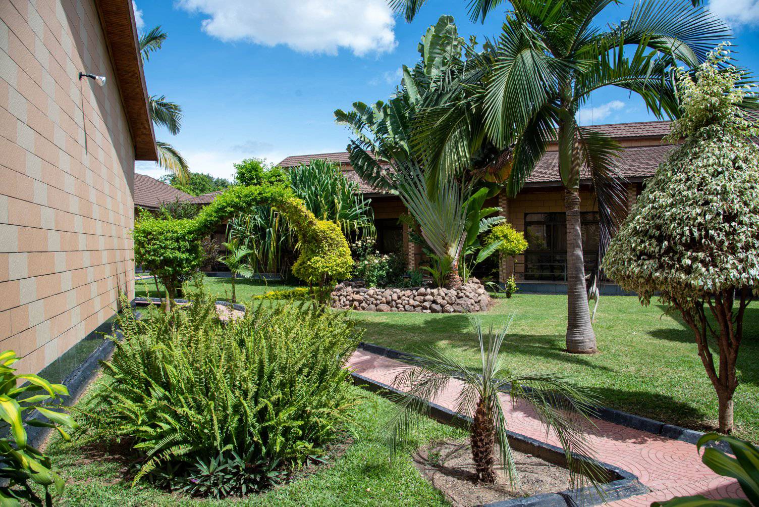 Фото Mika Hotel, Kabulonga