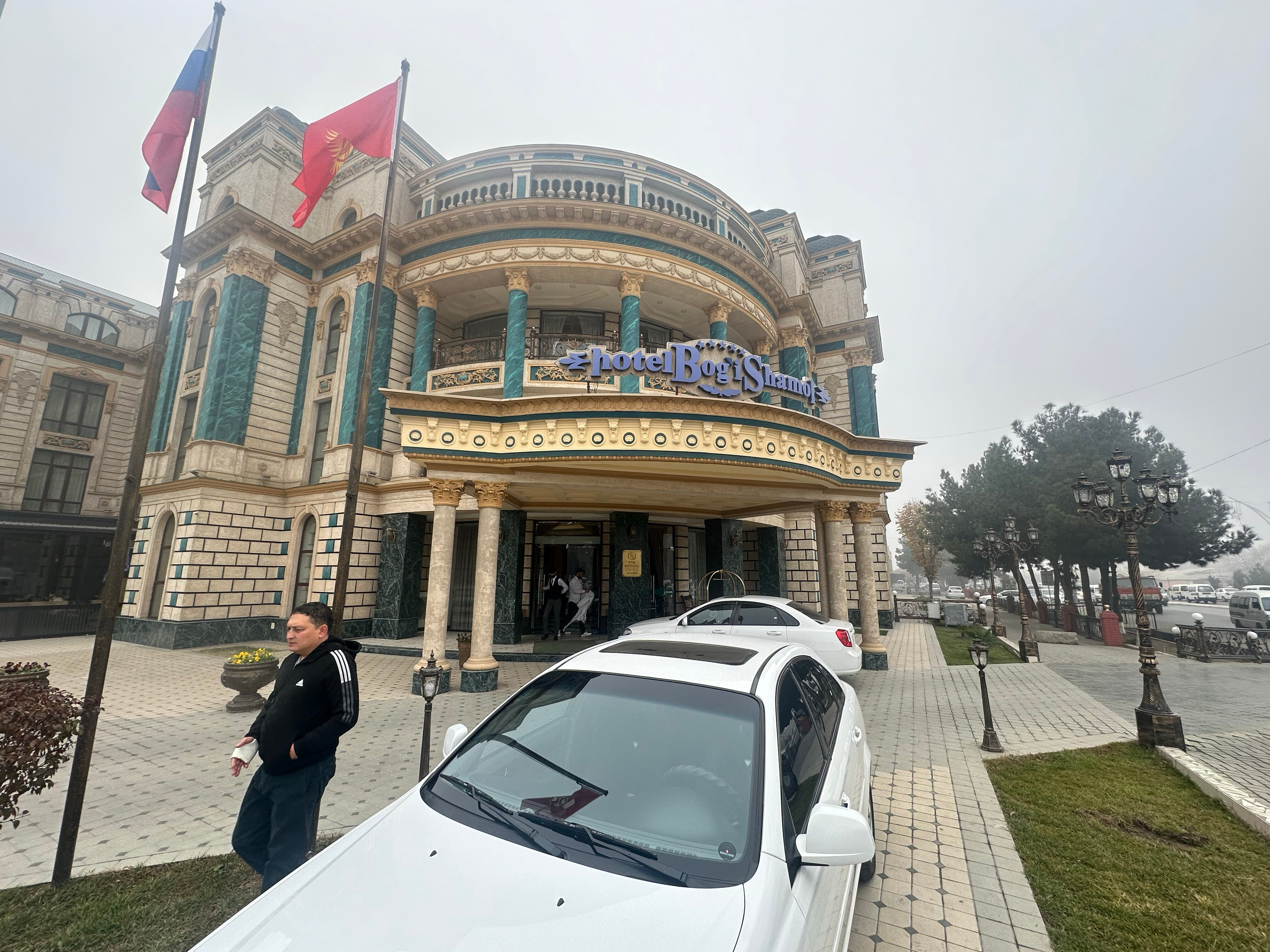 Фото отеля 3