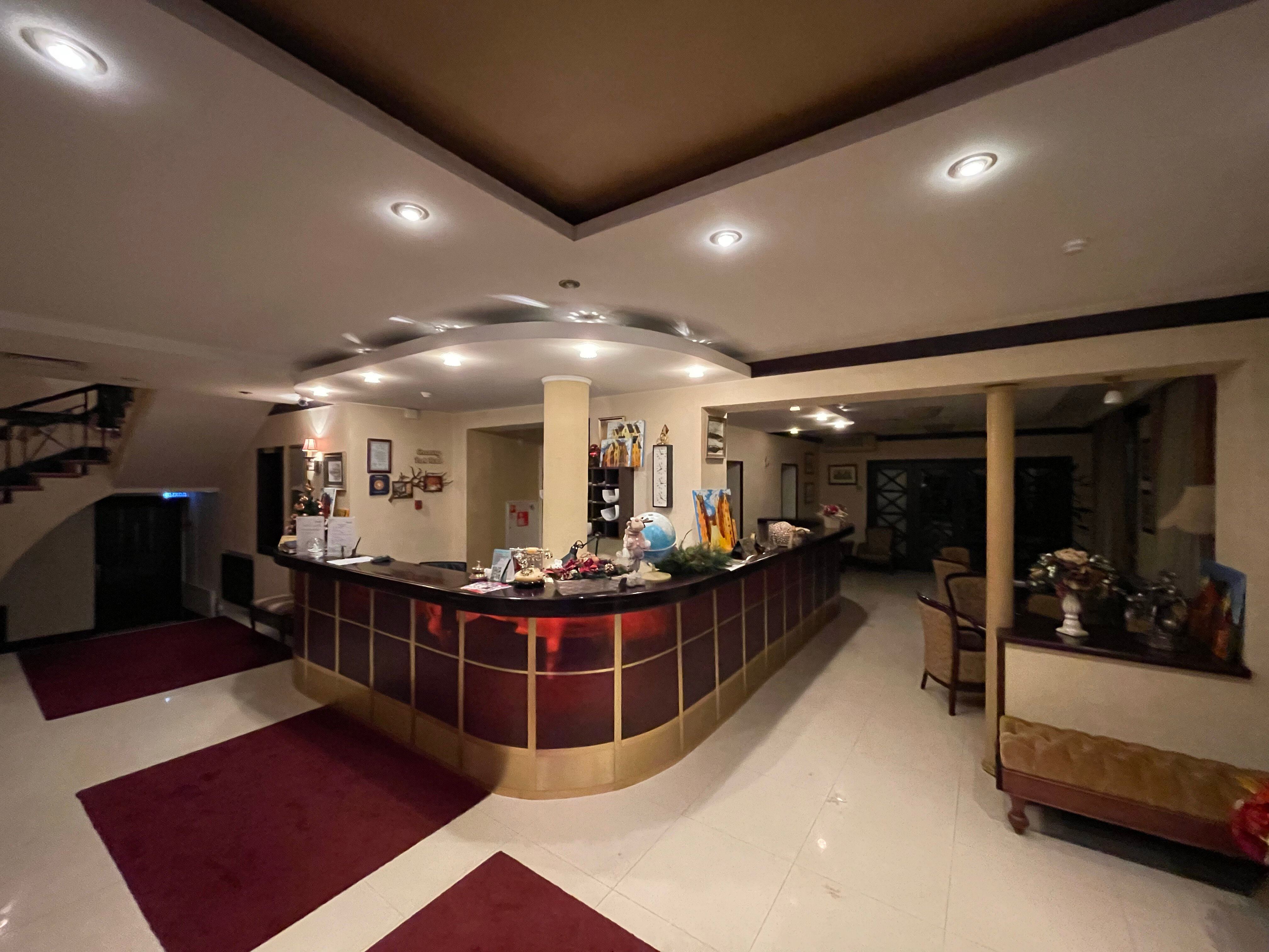 Фото отеля 1