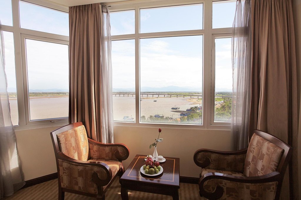 Фото Saigon Phu Yen Hotel