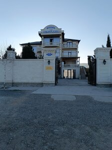 Motohouse