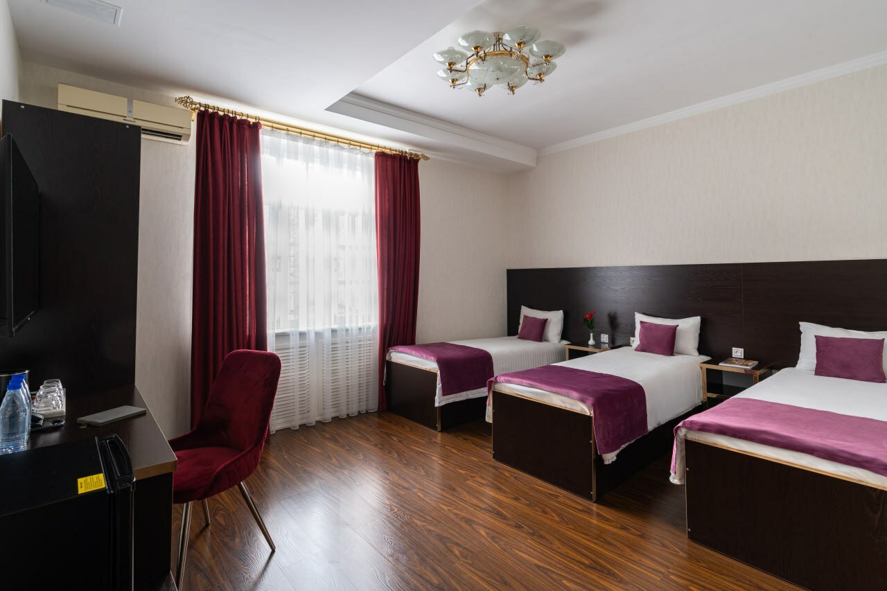 Фото Отель Шохжахон