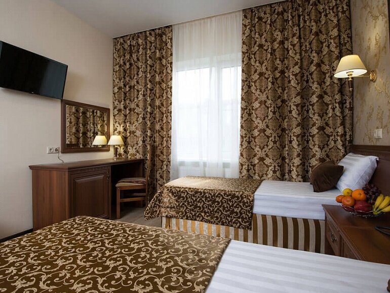 Фото Суворов