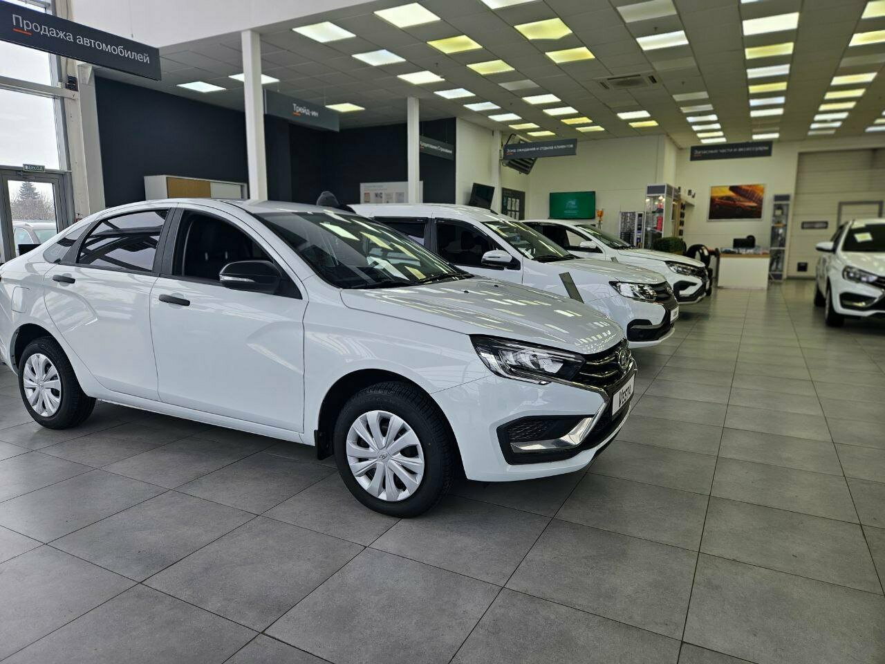 photo Сокол Моторс, Lada