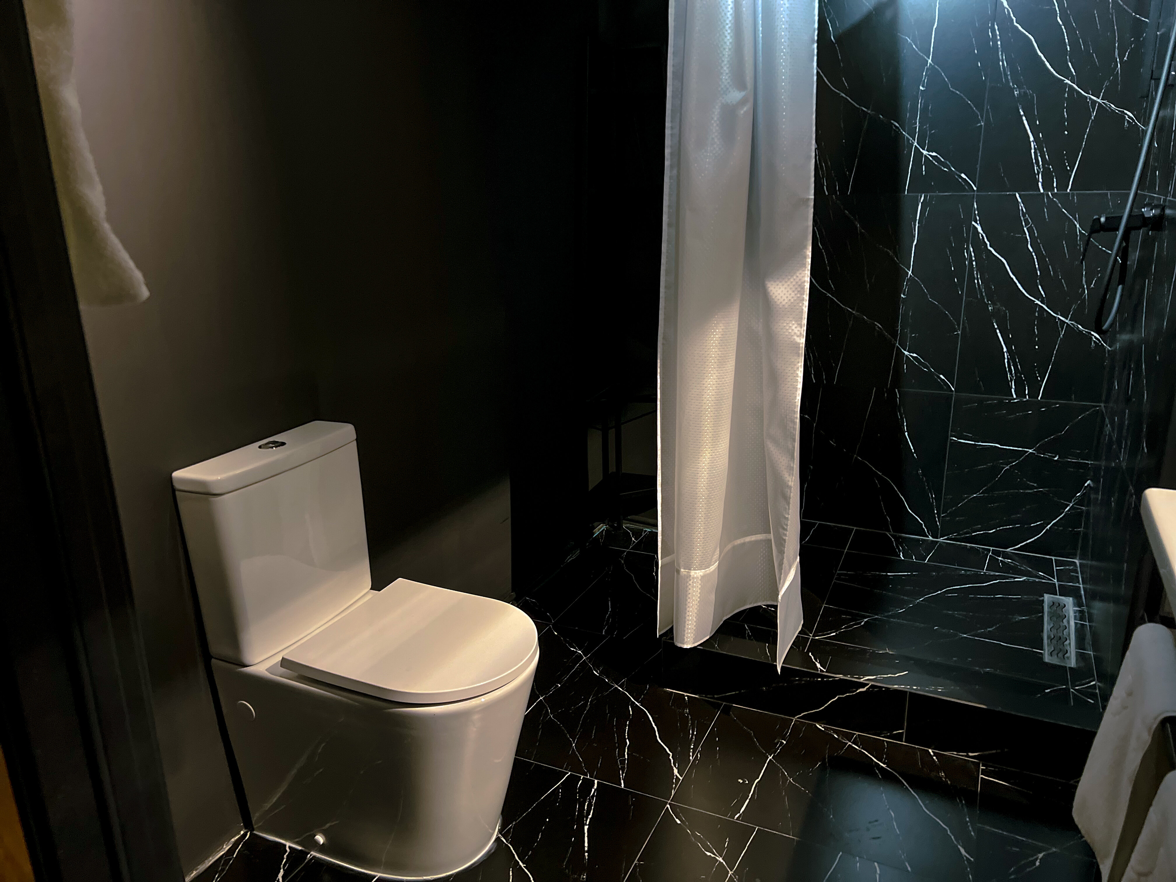 Фото Atlas hotel