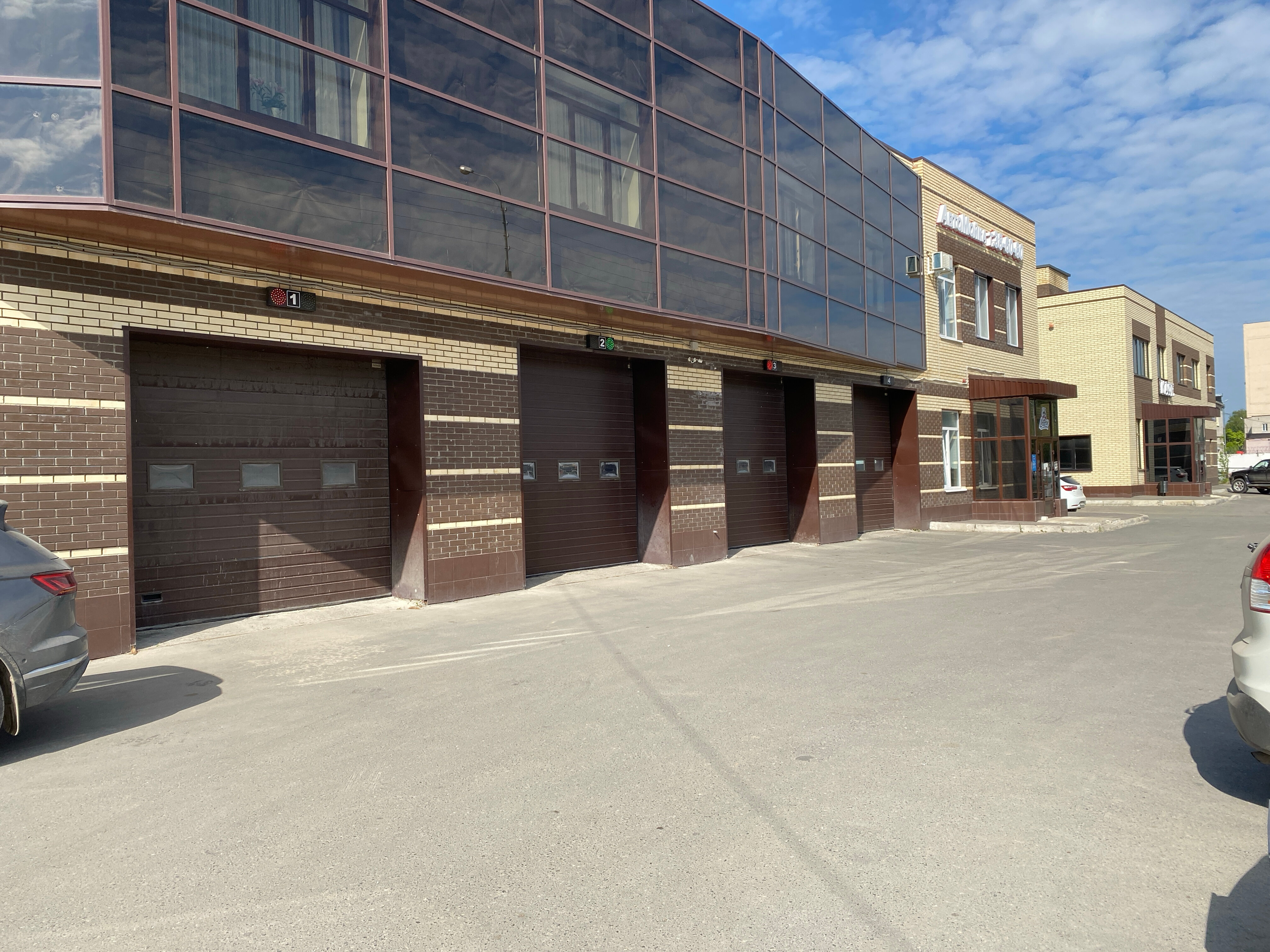 Фото Вернисаж