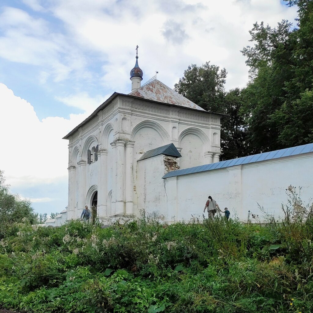 Orthodox church Tserkov Ikony Bozhiyey Materi Tikhvinskaya v Troitskom Danilove monastyre, Pereslavl‑Zalesskiy, photo