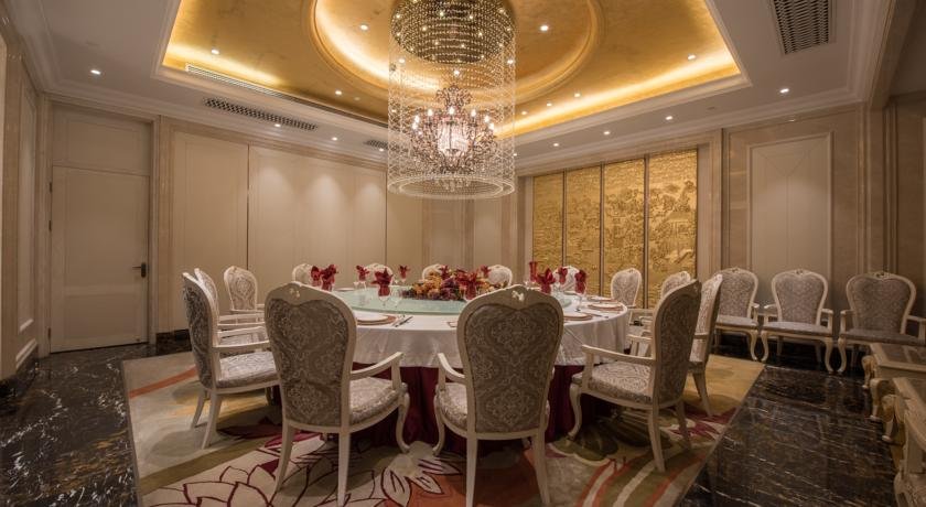 Фото Beijing Tibet Hotel