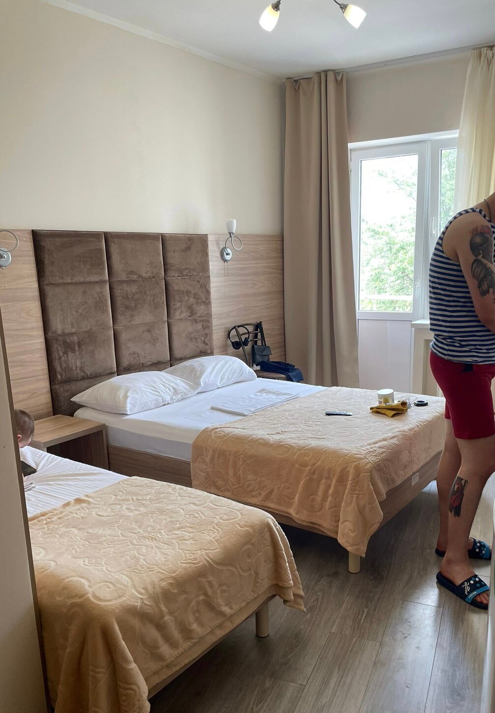 Фото Априори