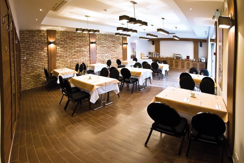 Фото Oliva Hotel & Restaurant