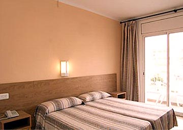 Фото Hotel Apartamentos Solimar