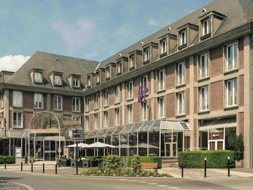 Гостиница Hôtel Mercure Abbeville Centre Porte de La Baie de Somme в Абвиле