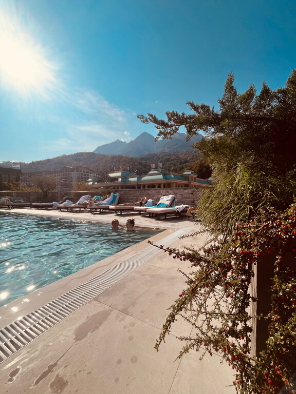 Фото Country Hills Resort