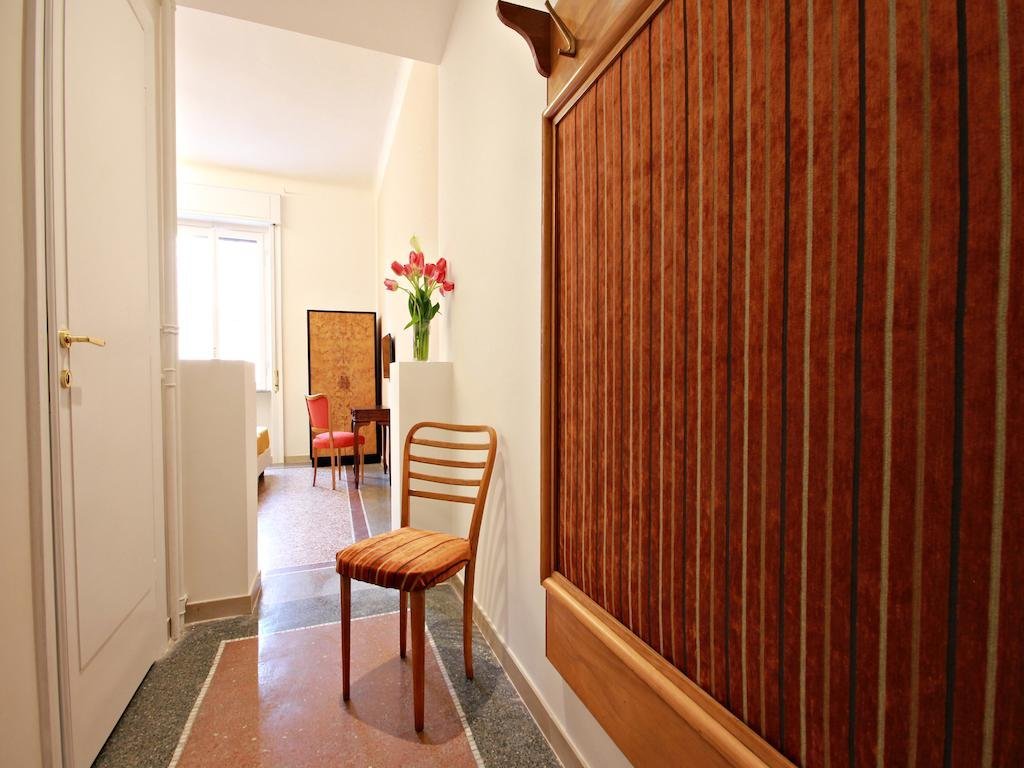 Фото Roma In Una Stanza Guest House