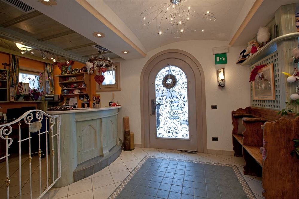 Фото Hotel Garni La Suisse