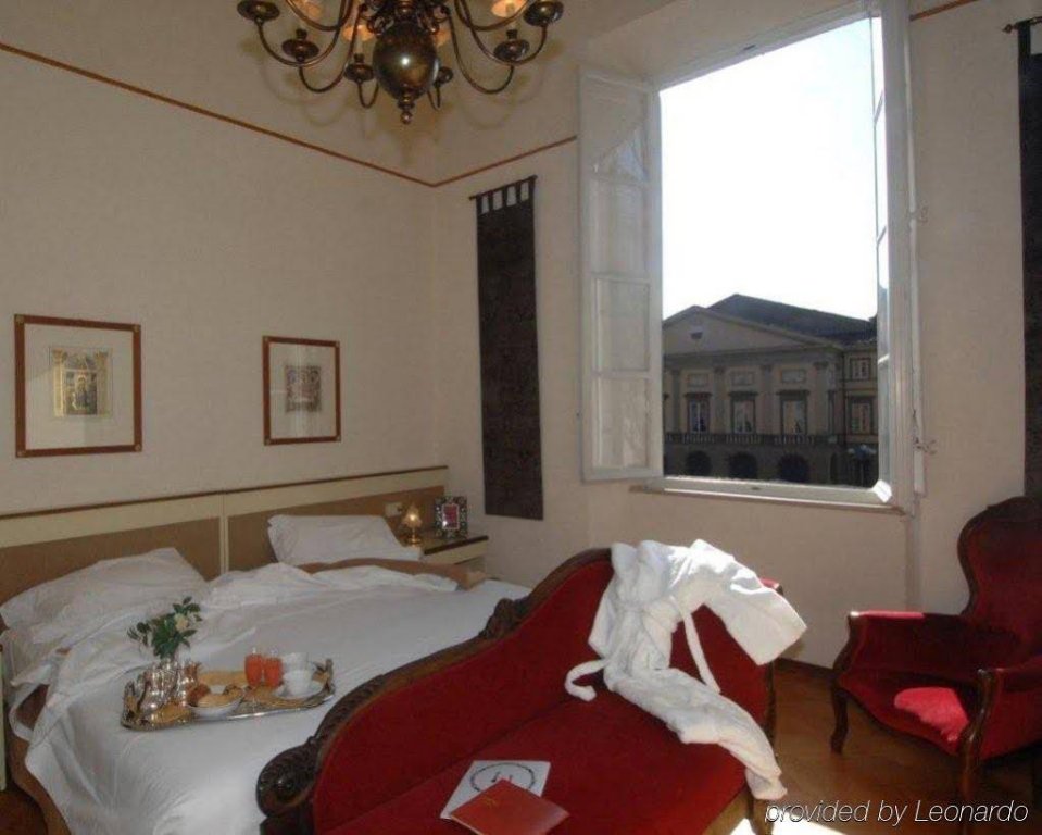 Фото Hotel Universo Lucca
