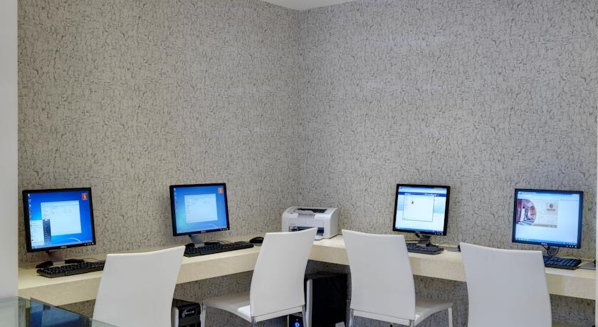 Фото Phidias Piraeus Hotel