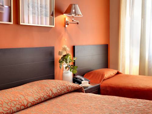 Фото Phidias Piraeus Hotel