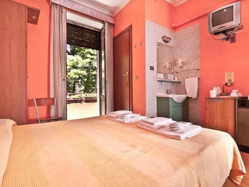 Фото Alessandro a San Pietro Best Bed