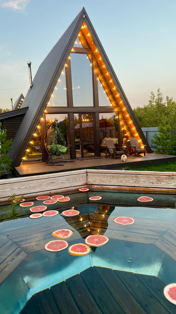 Фото Шалаш у озера