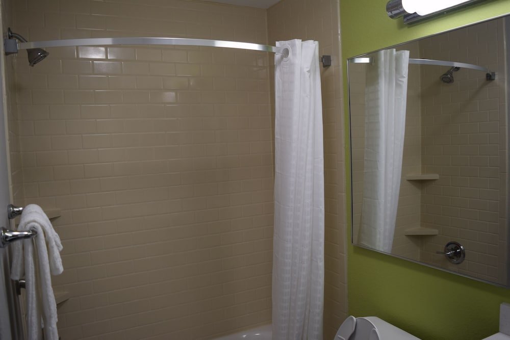 Фото Candlewood Suites Nashville - Metro Center, an Ihg Hotel