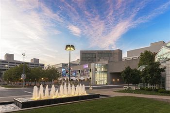 Фото Sheraton Kansas City Hotel at Crown Center